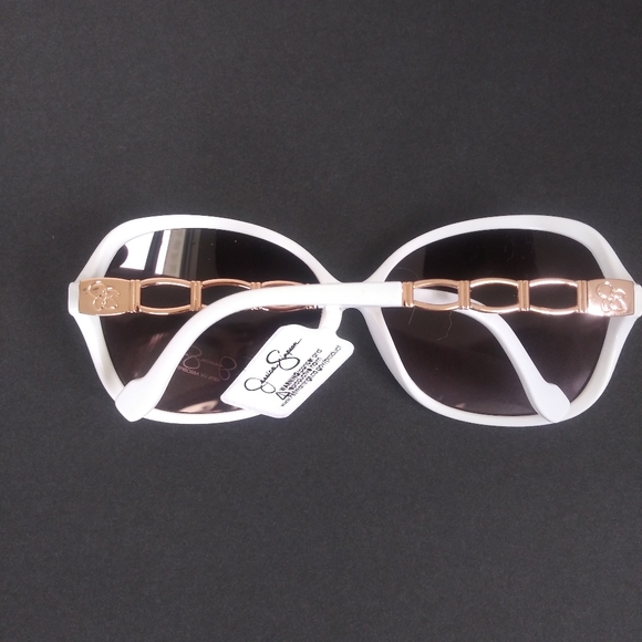 NWT JESSICA SIMPSON SUNGLASSES EYEWEAR ACCESSORY